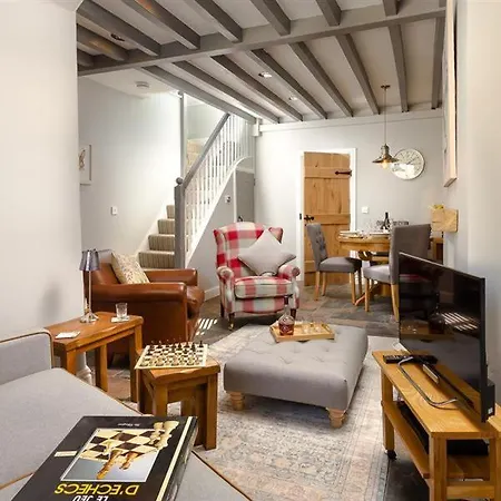 Little Leveret Keswick (Cumbria)